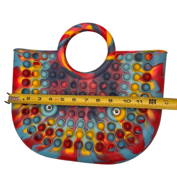 New pop -it anti stress bag with blue beast eyes 13”x12” - Picture 4 of 5